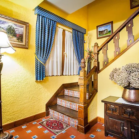 Casa De Aldea Riosol Gospodarstwo wiejskie *