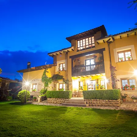 Casa De Aldea Riosol Onís