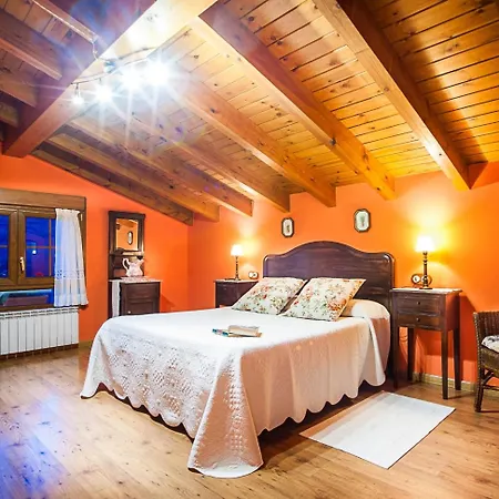 Casa De Aldea Riosol *